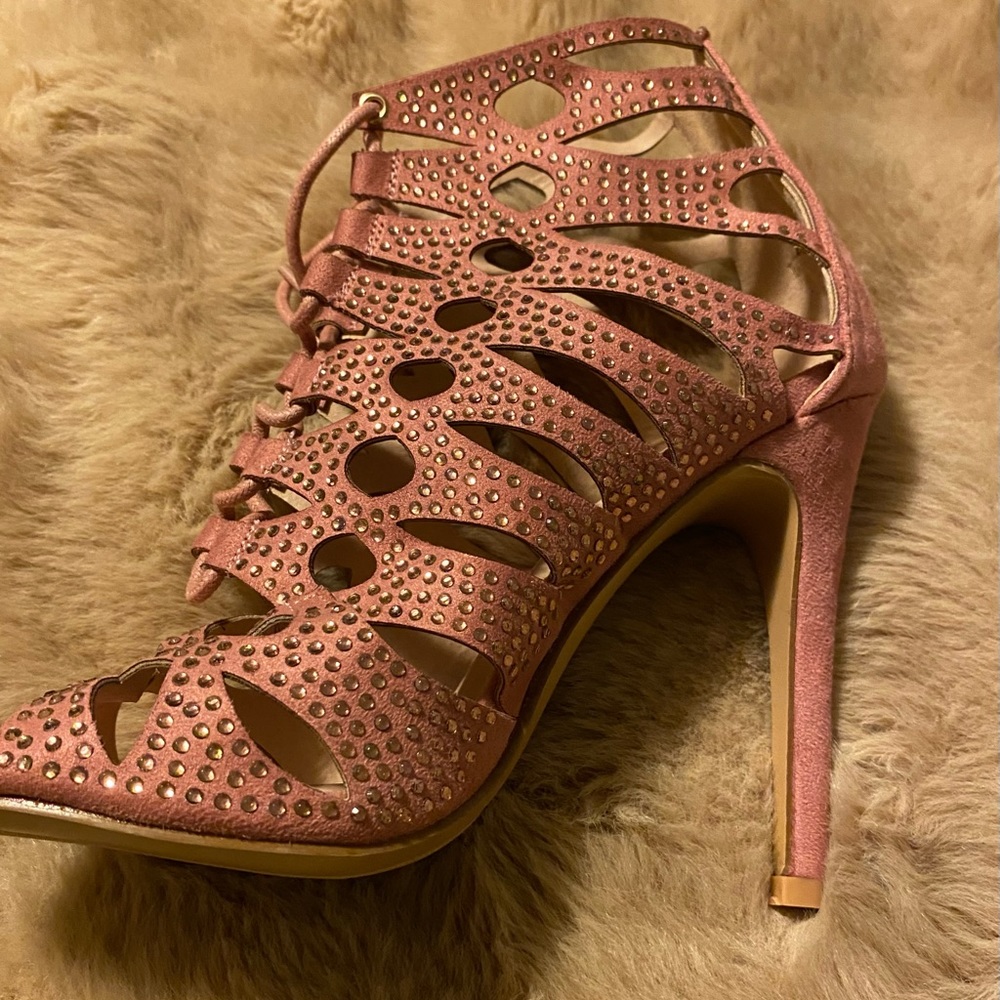 Fashion Nova pink 6.5 woman’s heels